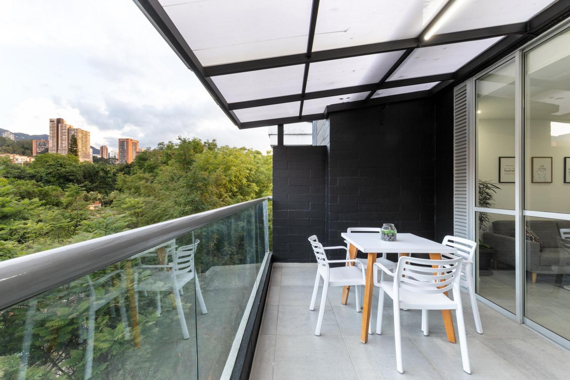 Apartamentos Borbon Suites 메딜린 외부 사진