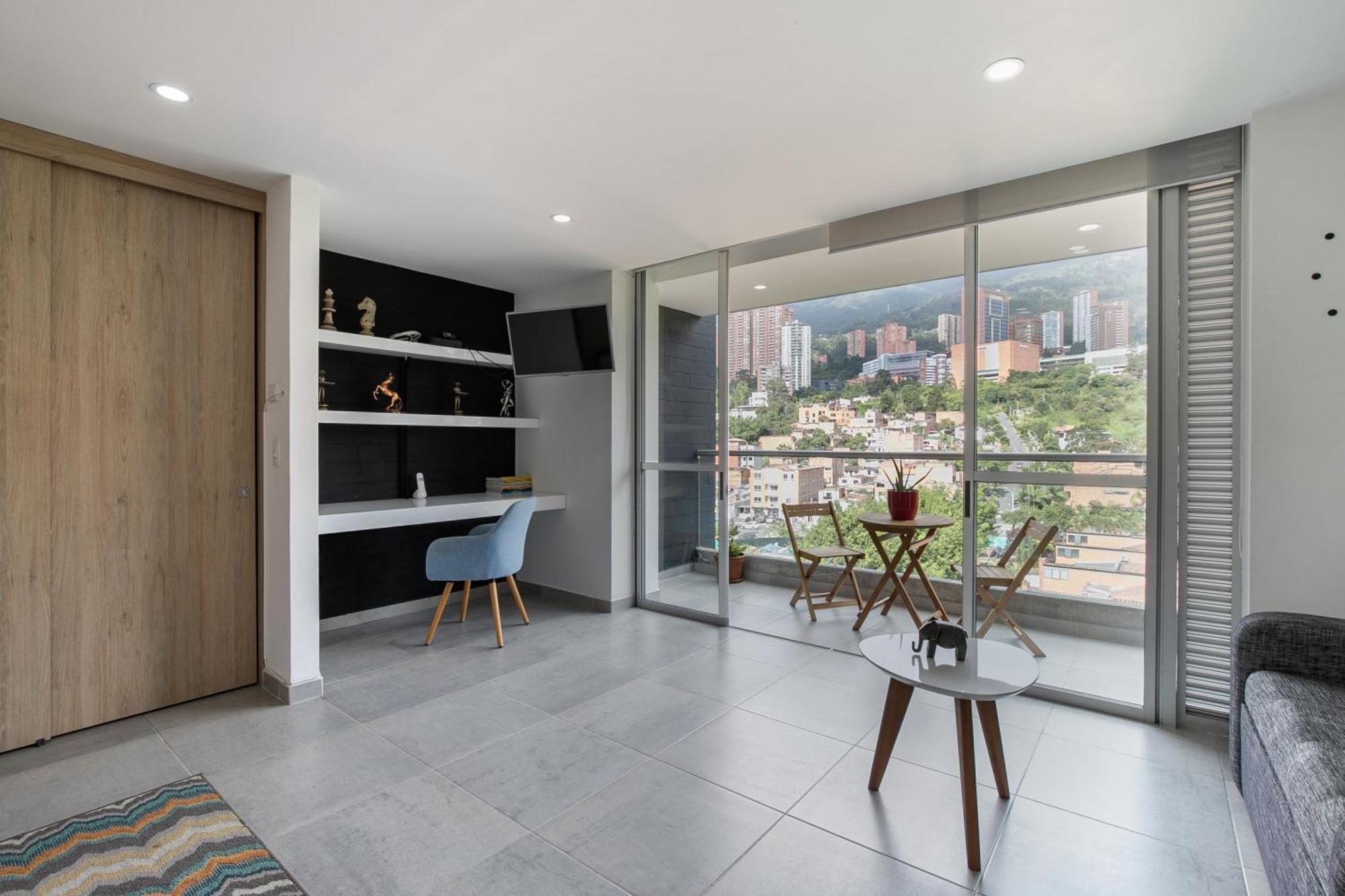 Apartamentos Borbon Suites 메딜린 외부 사진