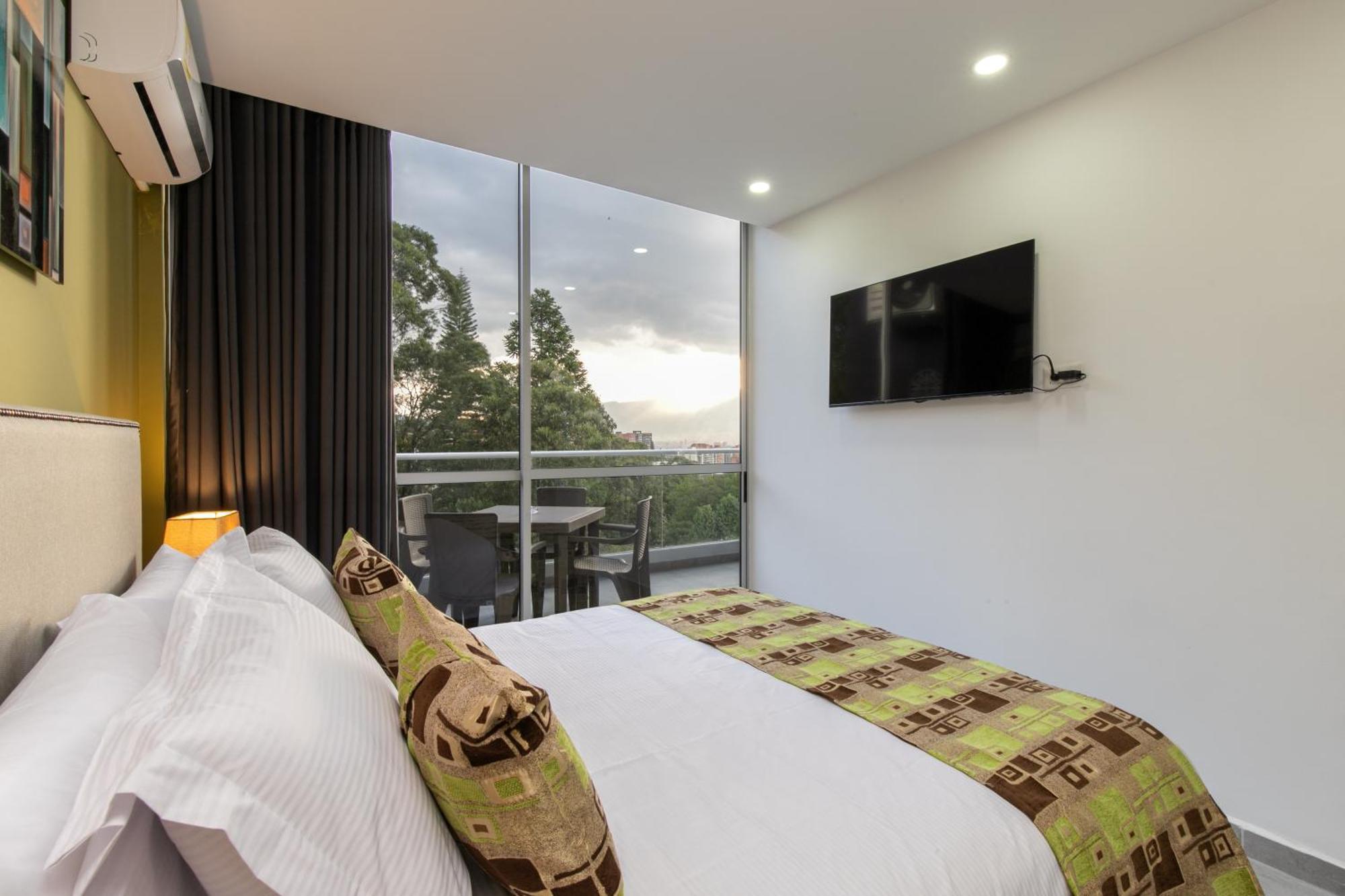Apartamentos Borbon Suites 메딜린 외부 사진