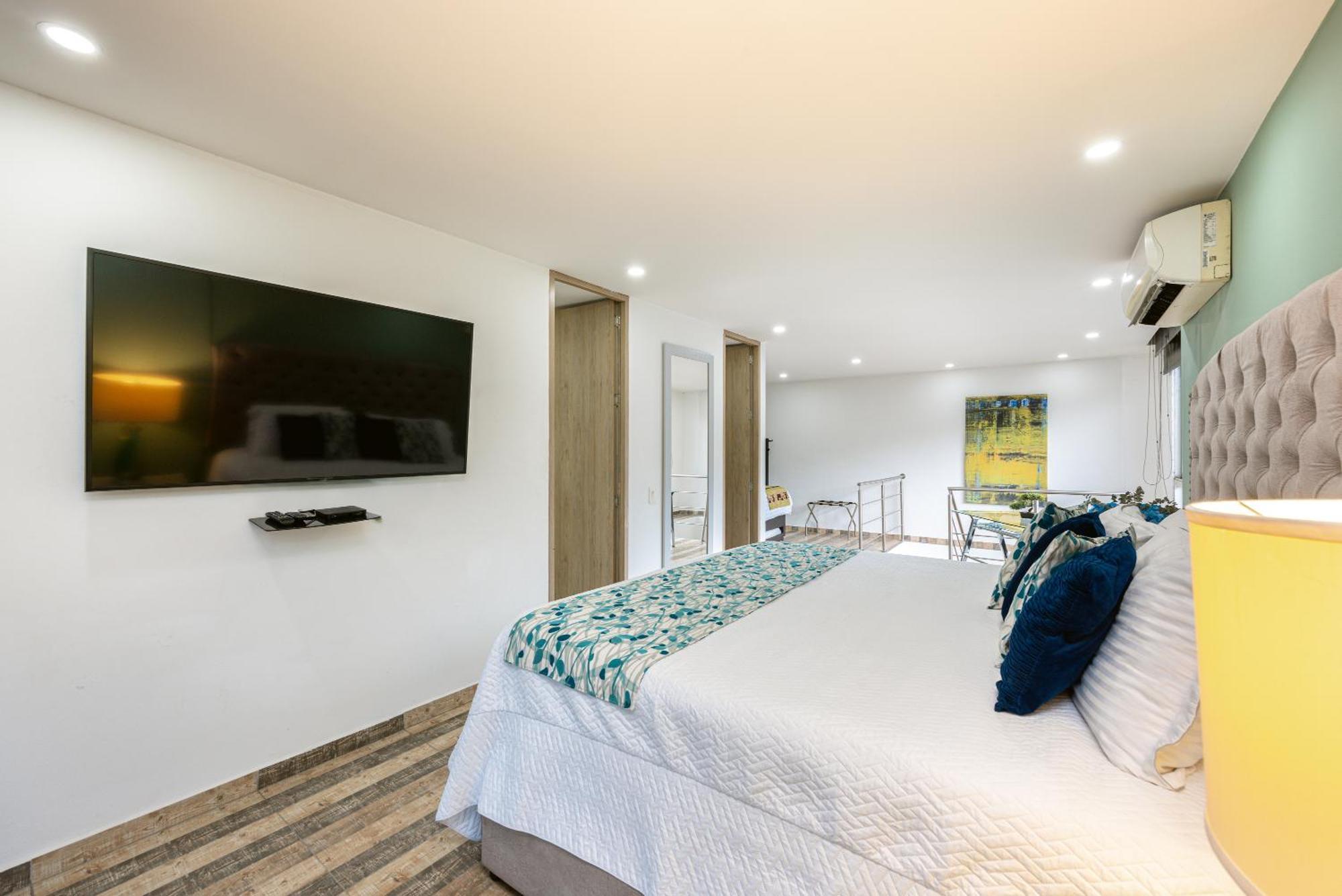 Apartamentos Borbon Suites 메딜린 외부 사진